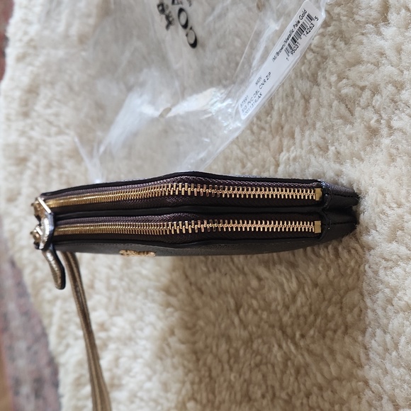 NWT Coach Brown Signature Leather with Pale Gold Double Corner Zip Wallet π€π€ - Picture 7 of 16